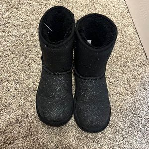 Kids size 2 black glitter Uggs